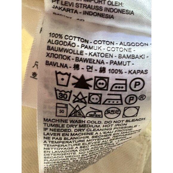 Levi's Mom Shorts High Rise Women’s 31 Relaxed A-Line Silhouette Ivory Denim - Picture 8 of 9